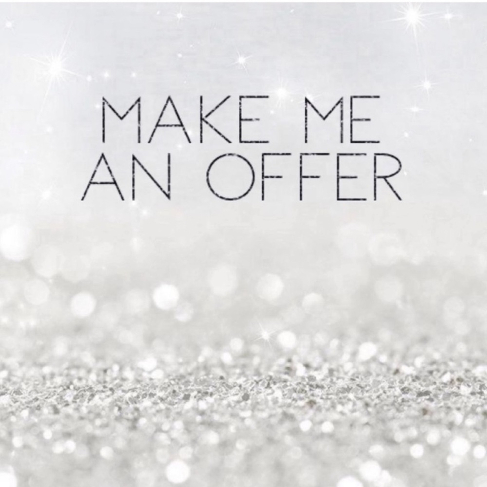 Make a reasonable offer , lots‎ of items to choose from , bundle and save
